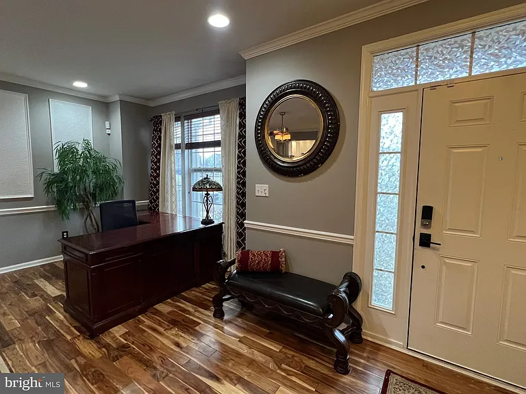 1116 S Olmsted Pkwy — Photo 2