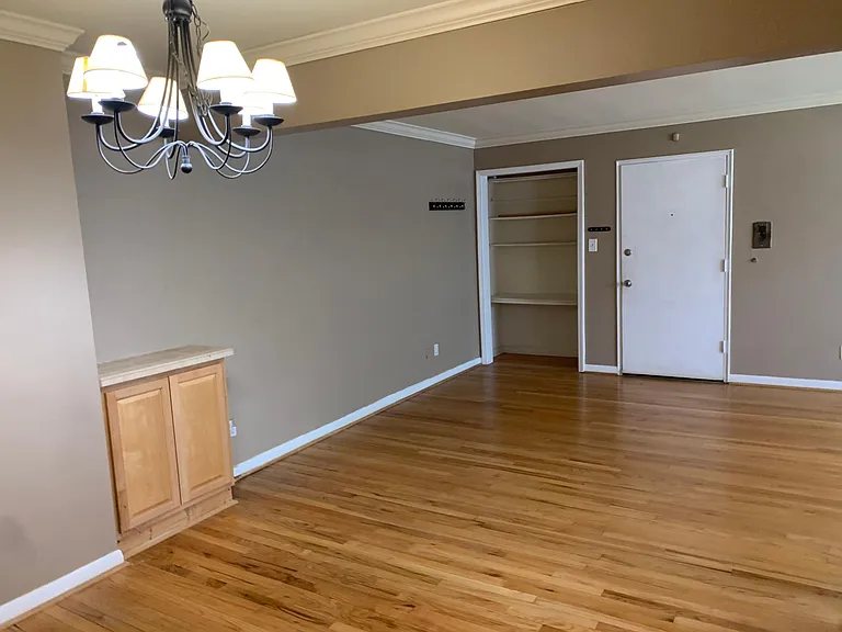 25777 Woodward Ave #203 — Photo 5