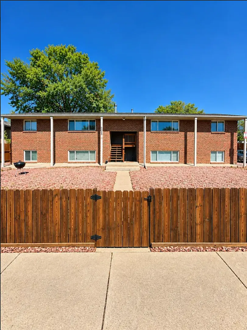 2 bed, $1,500 — Photo 1