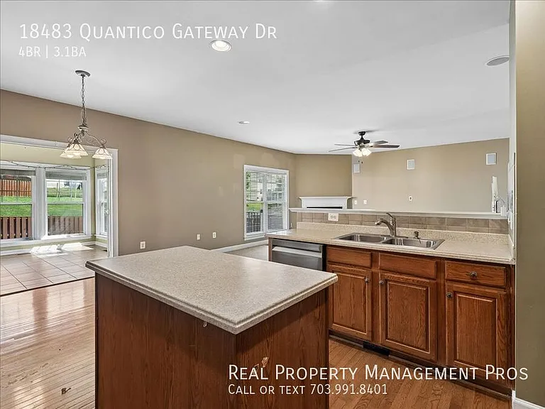 18483 Quantico Gateway Dr — Photo 8