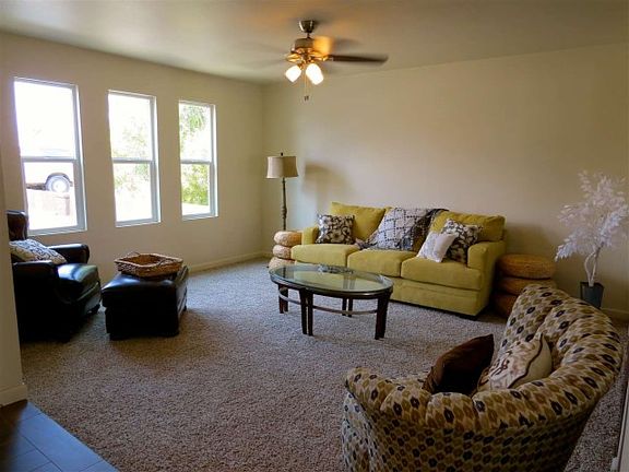 3rd image of 2200 E San Marcos Dr