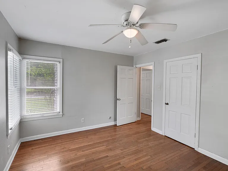 1050 Ponder St — Photo 13