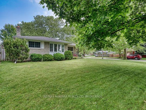 2nd image of 80 Pearce Ave