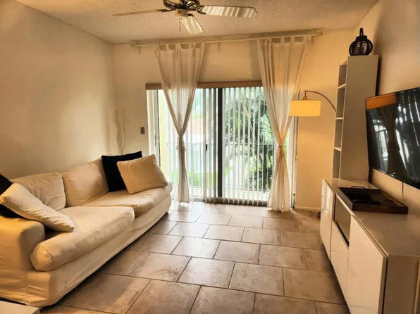 400 N Riverside Drive #212, Pompano Beach, FL 33062