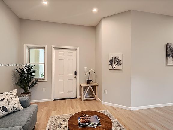3rd image of 21521 SW 87th Ct