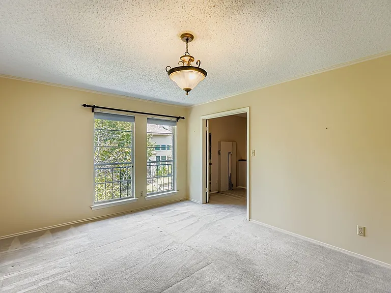 8104 East Ct — Photo 25