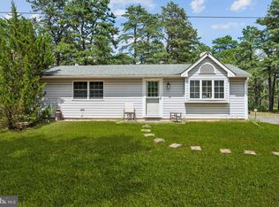 176 City Line Rd, Browns Mills, NJ 08015