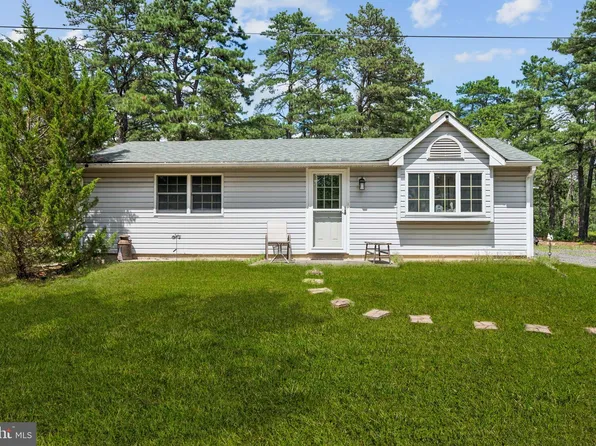 176 City Line Rd, Browns Mills, NJ 08015