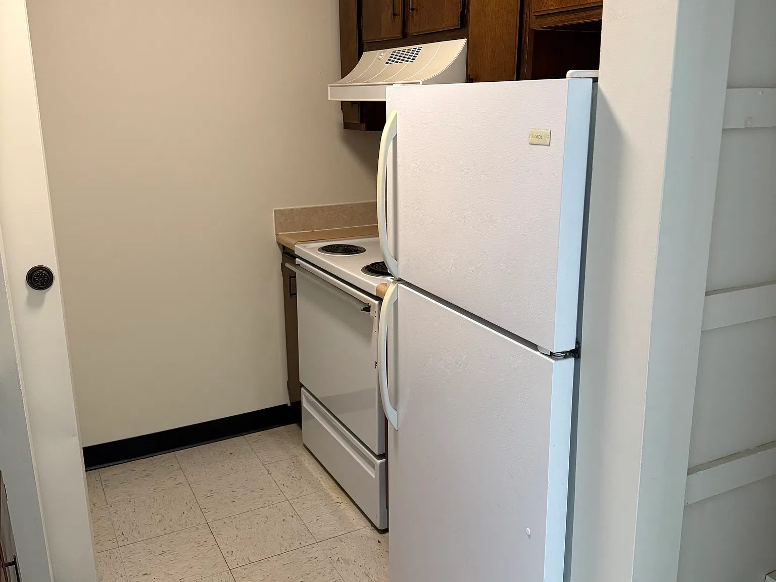 1 bed, $1,166 — Photo 4