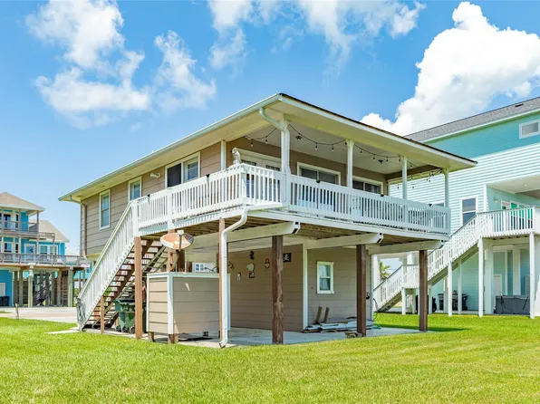 22807 Camino St, Galveston, TX 77554