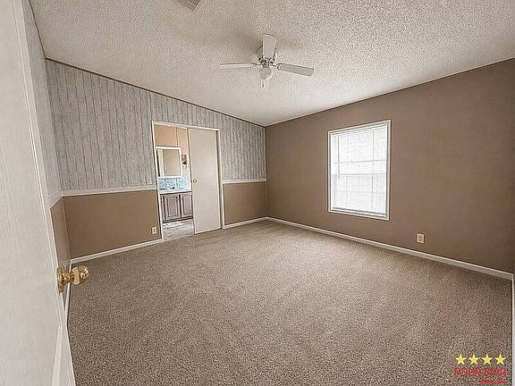 2nd image of 436 Leslie Dr