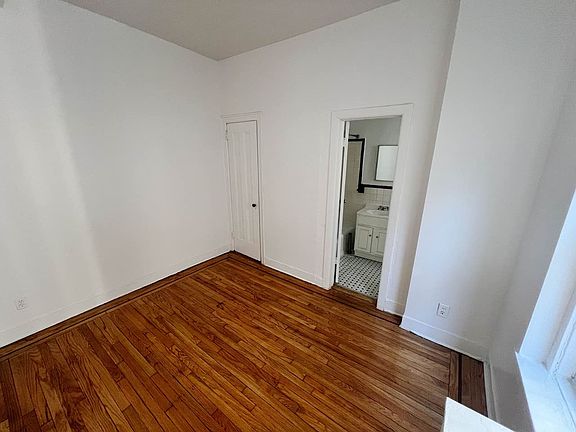 5th image of 310 W 93rd St APT 4E