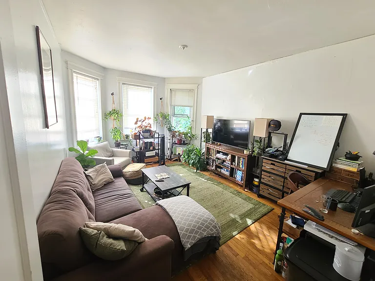 1840 Commonwealth Ave #5 — Photo 1