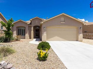 7450 Sierra Luz Dr, Las Cruces, NM 88012