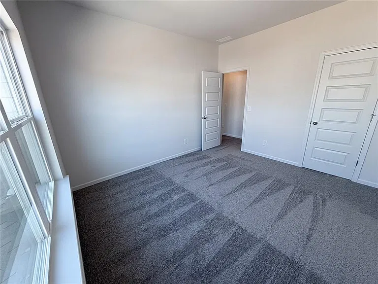 1011 Stiles Ct — Photo 7