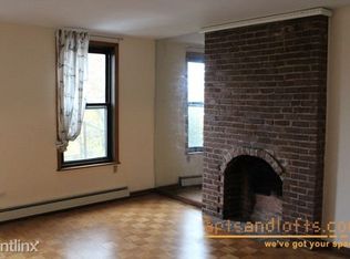 104 Franklin St, Brooklyn, NY 11222