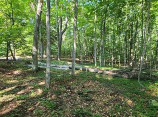 9862 Crescent Shores Rd, Traverse City, MI 49685