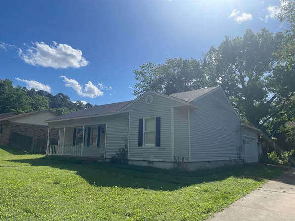 207 Aztec Dr, Searcy, AR 72143