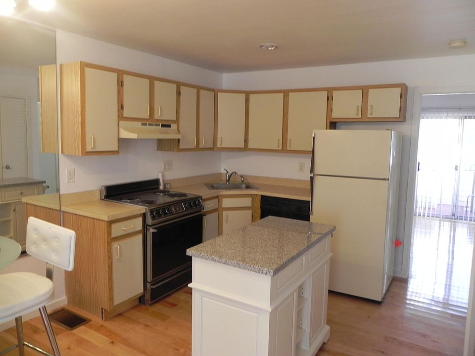 156 LIBERTY ST Little Ferry NJ Zillow