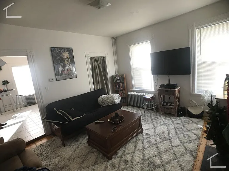 22 Pratt St #1 — Photo 2