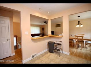 34 Lake Dr, Howell, NJ 07731