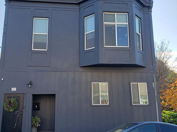 3rd image of 821 Loring Ave