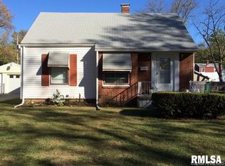 2208 S Pasfield St, Springfield, IL 62704