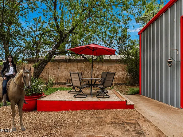 4015 Emory Rd, El Paso, TX 79922