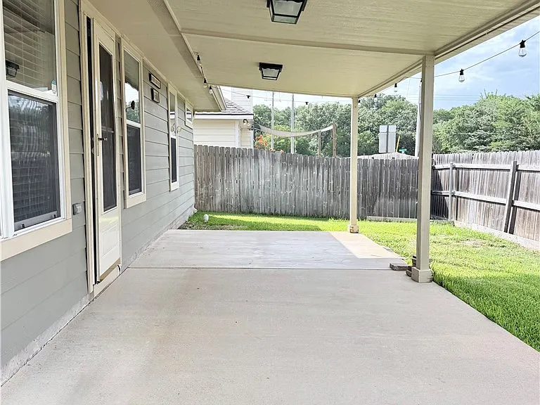 1029 Fallbrook Loop — Photo 31