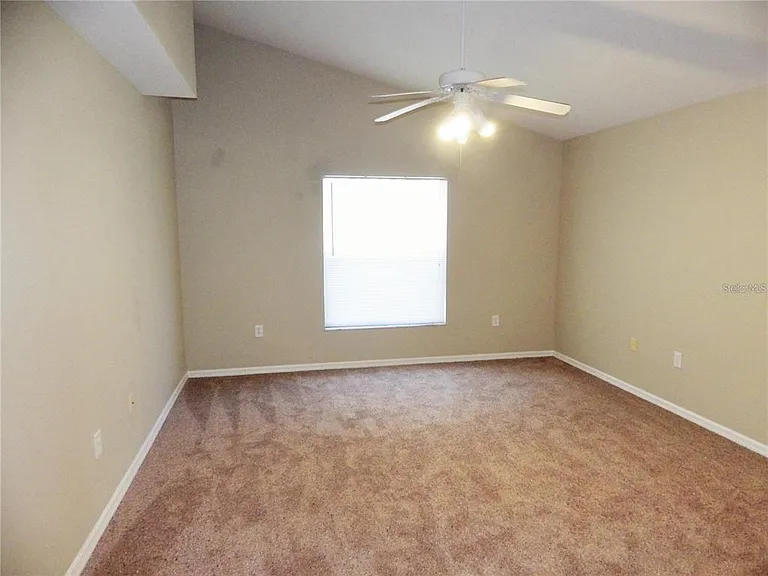 418 Ashley Pl — Photo 13