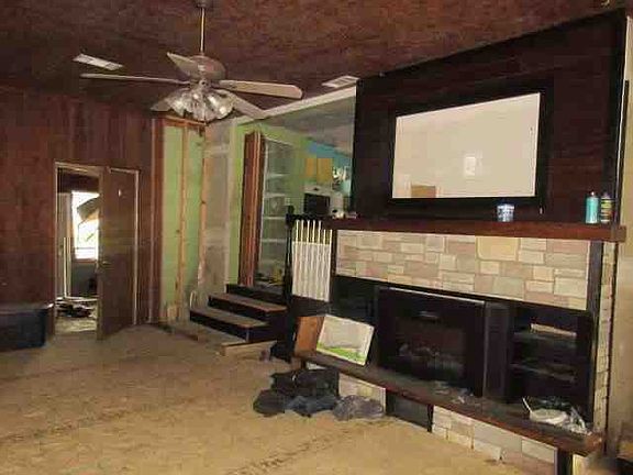 2nd image of 4315 N State Highway 181