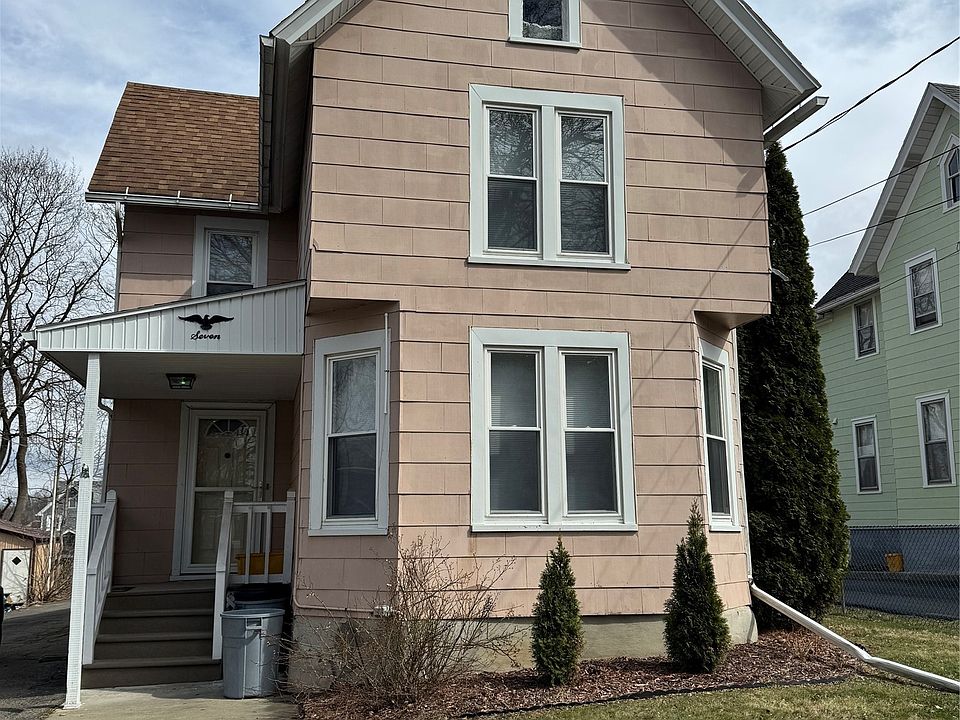 1st image of 7 Carlton St
