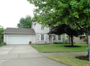 4323 Holyoke Dr SE, Grand Rapids, MI