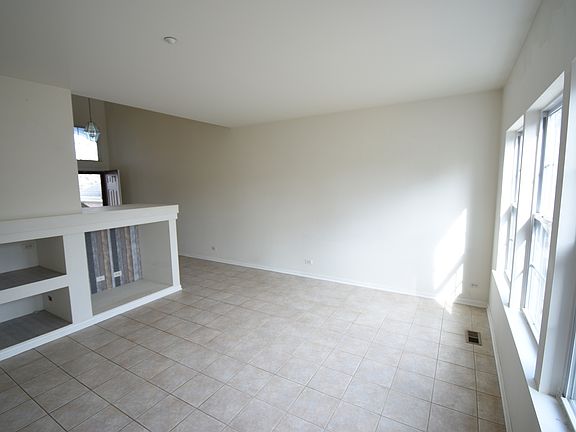 4th image of 1825 Kelberg Ave