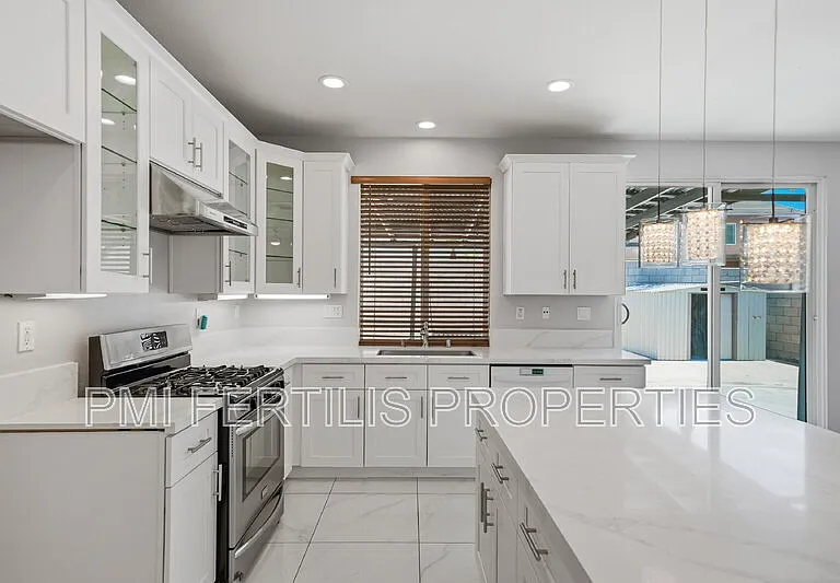 7167 Elsa Ct — Photo 14