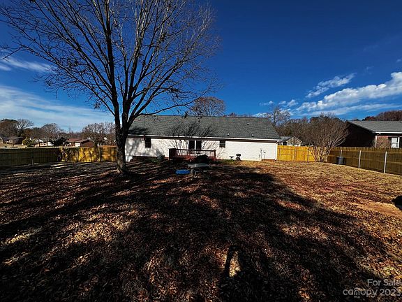 5th image of 119 Doe Trail Ln