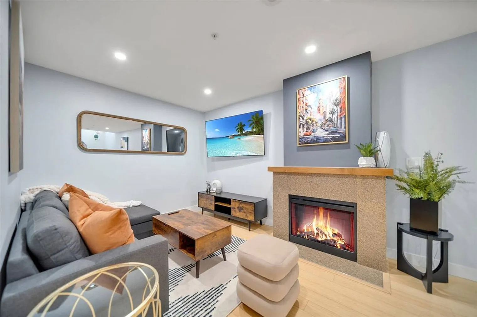 1 bed, 1.0 bath, 839 sqft, $6,290 — Photo 2