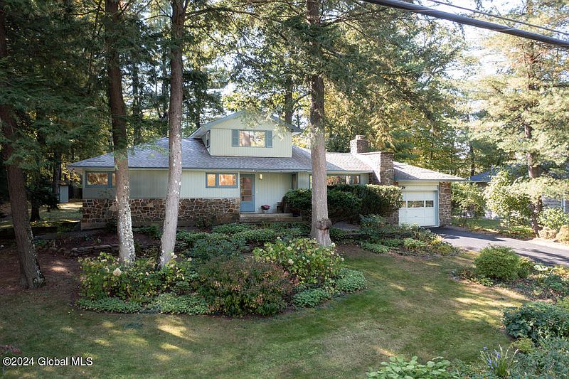 2nd image of 51 Westphal Drive