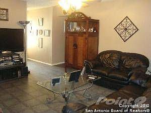 5th image of 13415 Lacewood St