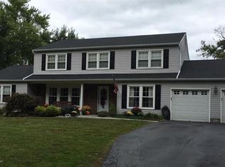 2 Chelsea Rd, Manalapan, NJ 07726