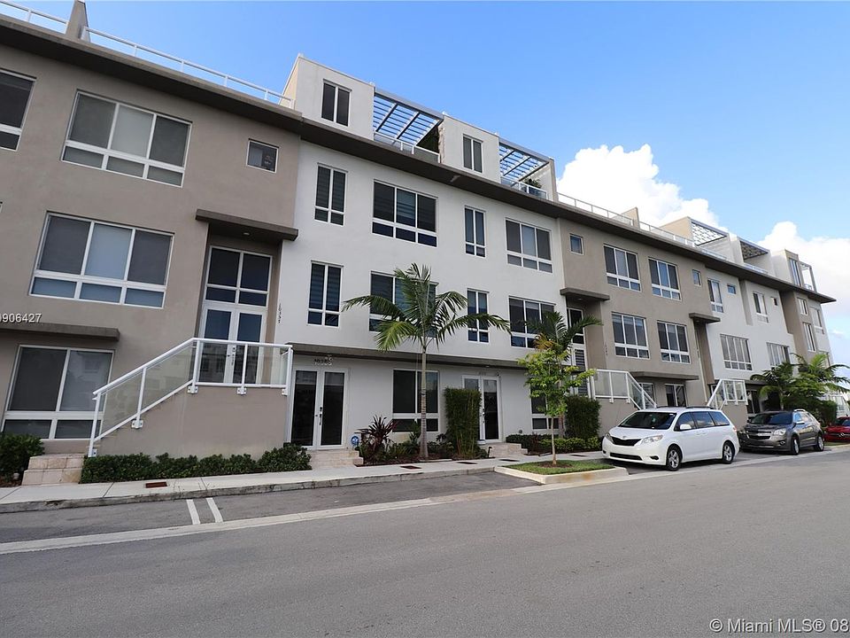 1st image of 10355 NW 64th Ln #0