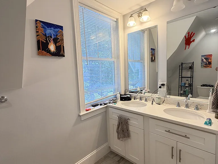 18 Murdock St #10C — Photo 7