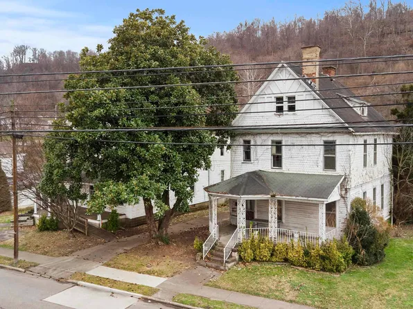 3110 Oakland Ave, Catlettsburg, KY 41129