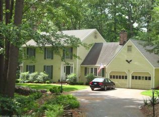 55 Knollwood Ln, Avon, CT 06001