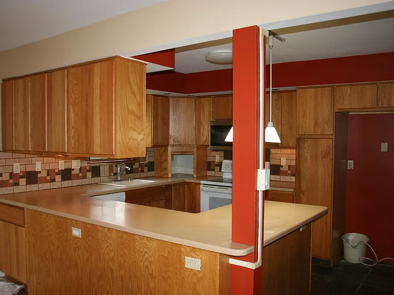 208 Prospect Ave — Photo 25