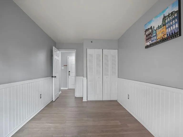 4 Cedar Valley Pl #202 — Photo 18