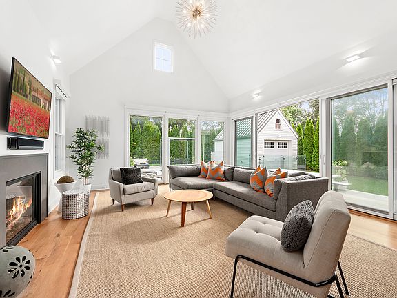 4th image of 168 W Prospect St