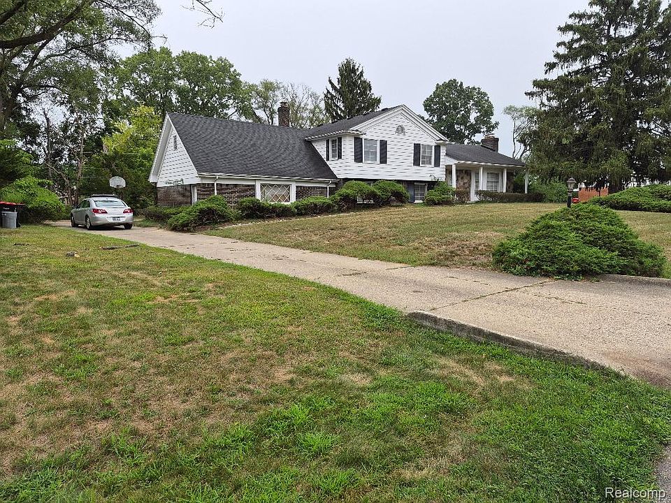 1st image of 25102 Friar Ln