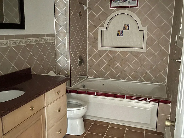 106 Lincoln Ave — Photo 10