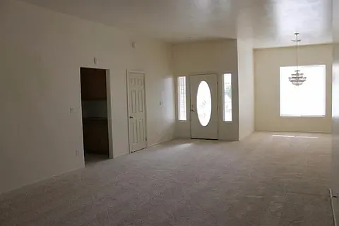 1301 Scarlet Oak Dr — Photo 9